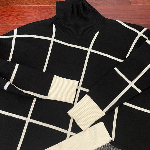 Elena Wang women’s turtle neck sweater size M 80% viscose - Picture 6 of 12